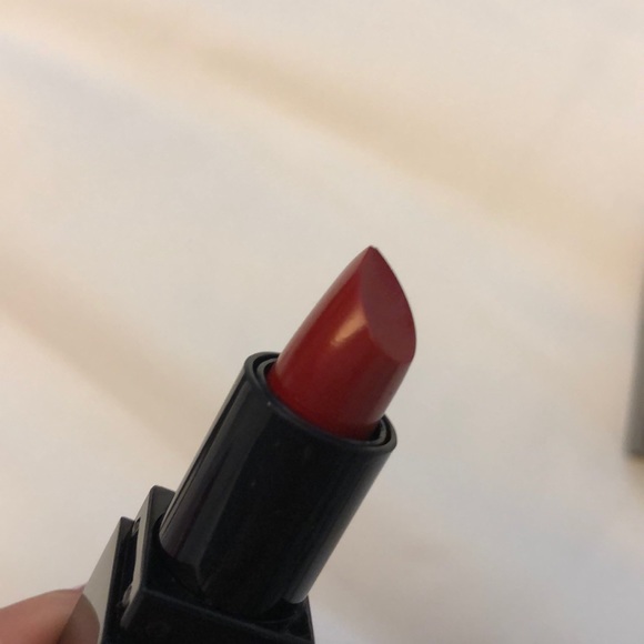 Smashbox be legendary lipstick 💄 - Picture 2 of 3